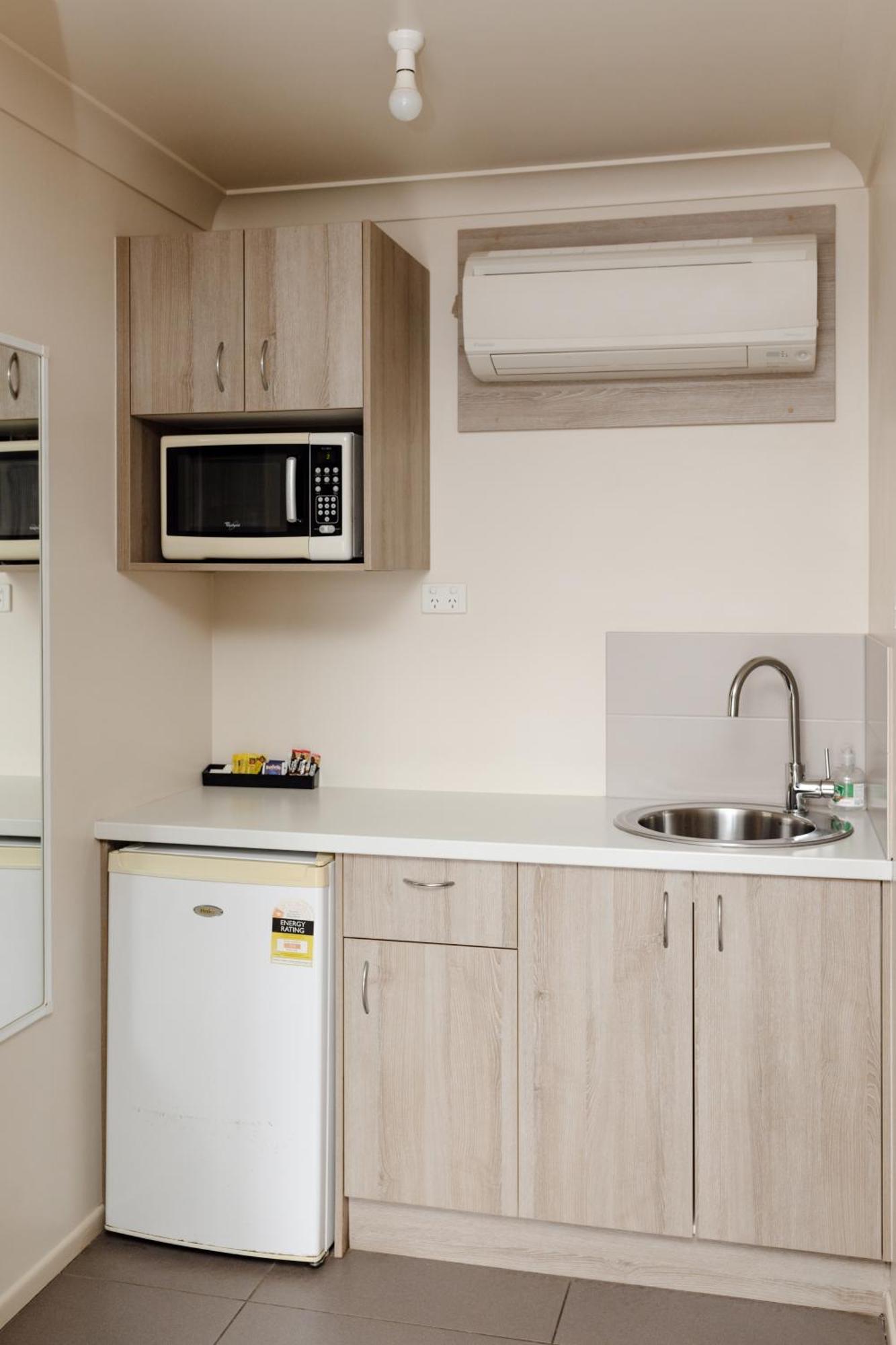 Starline Motor Inn Miles Dış mekan fotoğraf