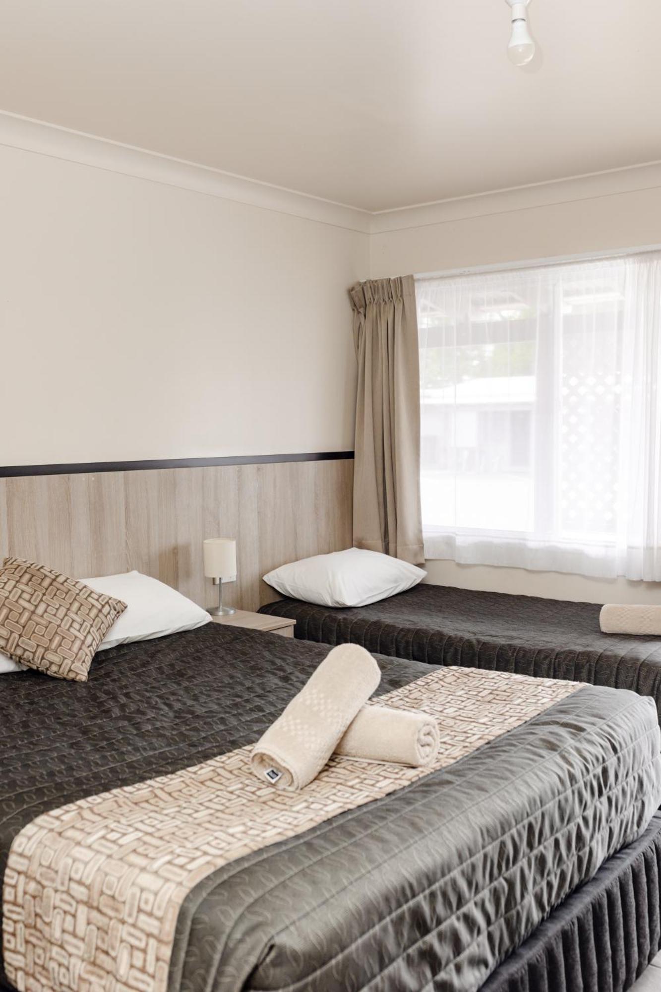 Starline Motor Inn Miles Dış mekan fotoğraf